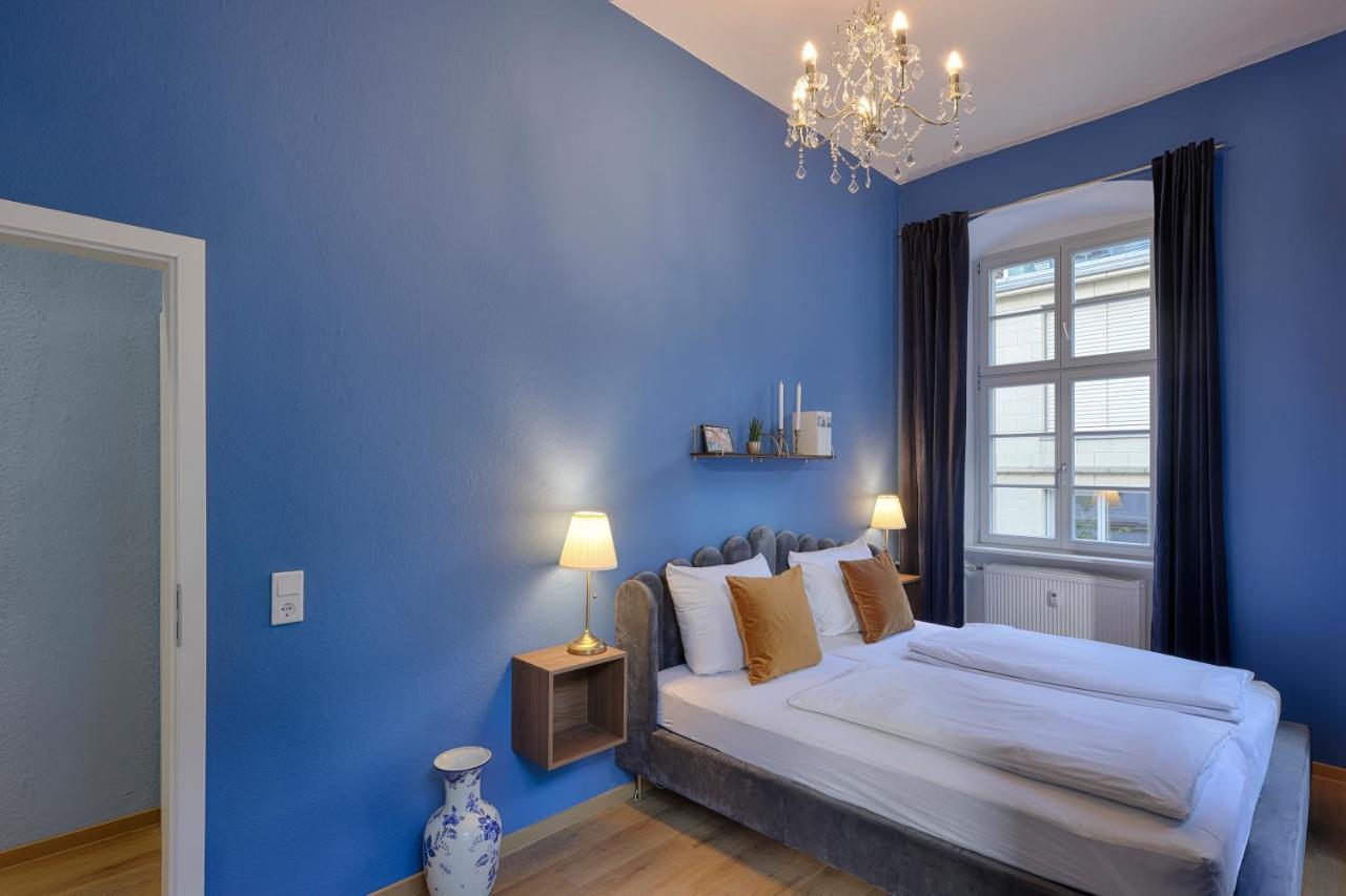Homie Stay Am Marktplatz - Wohnen Im Historischen Balthasar-Neumann-Apartment Würzburg Eksteriør billede